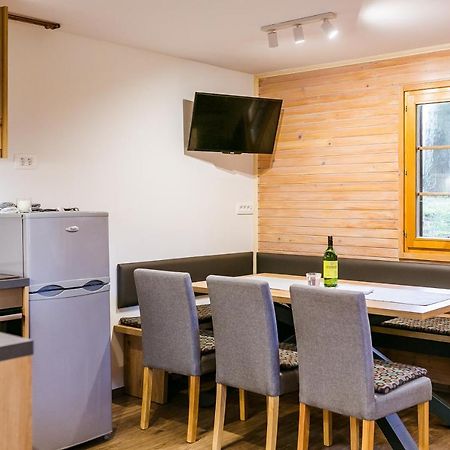 Zgornja Loznica Chalet Liza & Rozi מראה חיצוני תמונה